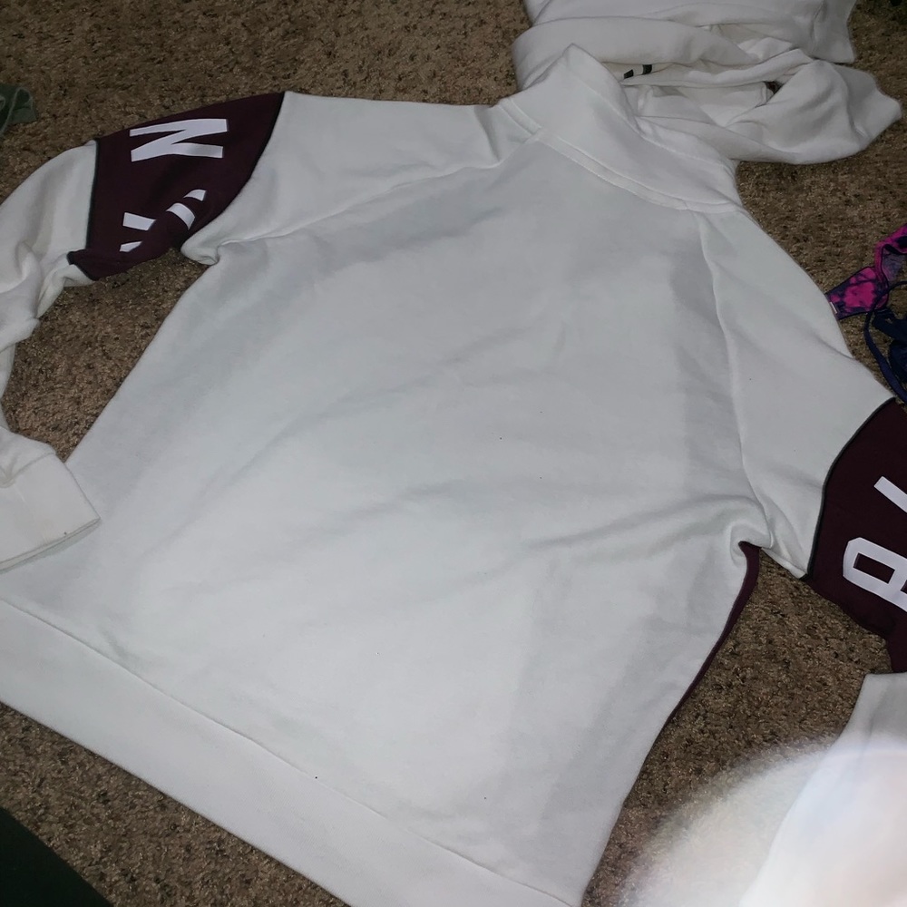 vs pink half zip